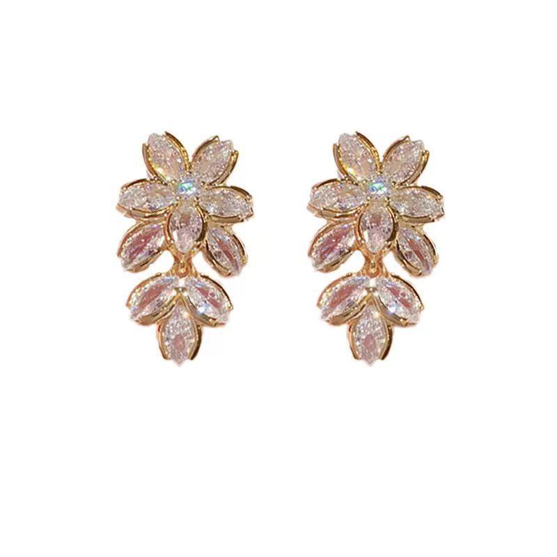 New Super Flash Celebrity Style Flower Earrings 111 Silver Needle Design High Sense Internet Celebrity Earrings Earrings