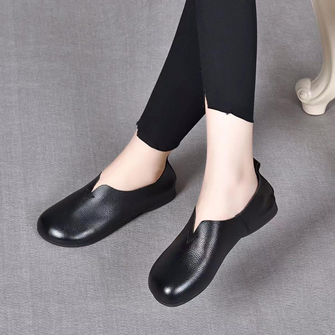Women s autumn new round head flat shoes soft sole soft surface comfortable single shoes first layer cowhide four seasons shoes 34 9345₽