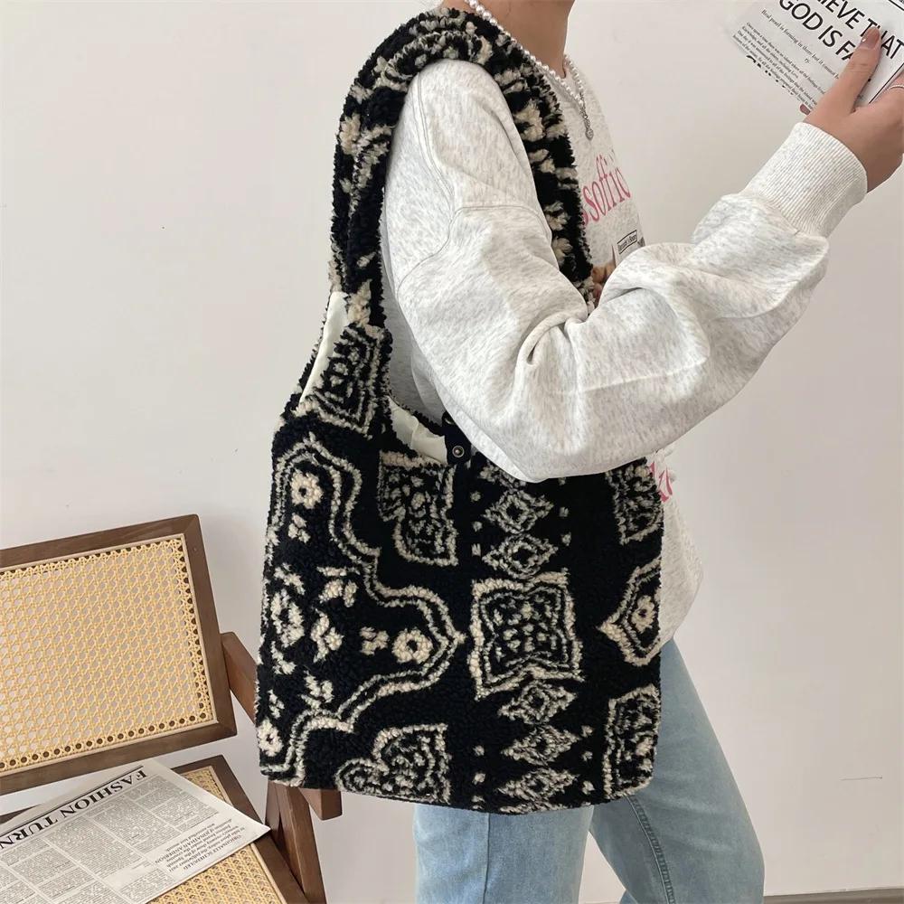 Winter Plaid Women's Plush Shoulder Bags Vintage Leopard Ladies Furry Handbags Large Capacity Female Faux Lamb Wool Tote Bag