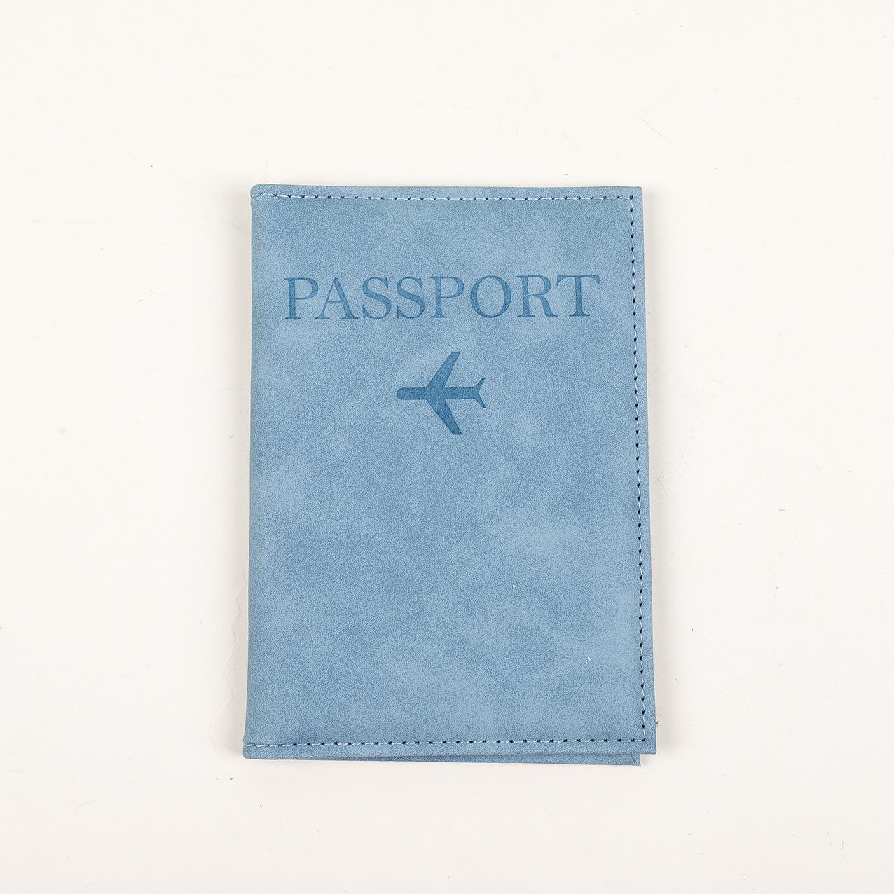 

Leather passport cover one size небо синє кольору