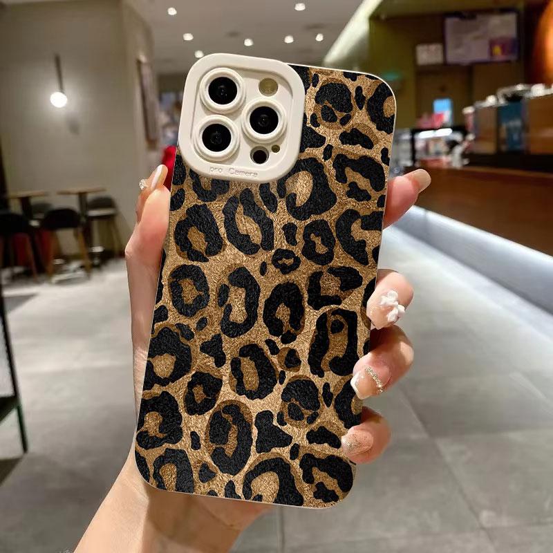 Brown Black Leopard Print Phone Case For iPhone 17 16 11 12 13 14 15 Pro Max 15 16 Plus X XR XS MAX 16e Shockproof Cover Fundas