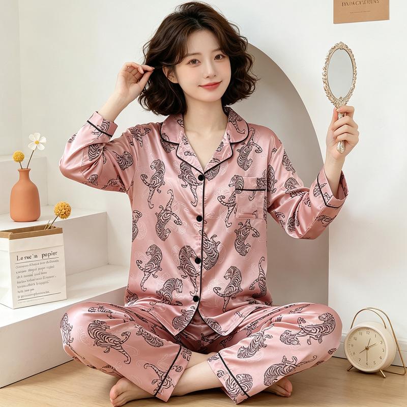 Sweet and high-value butterfly print ice silk pajamas women's ins loungewear long-sleeved trousers two-piece set