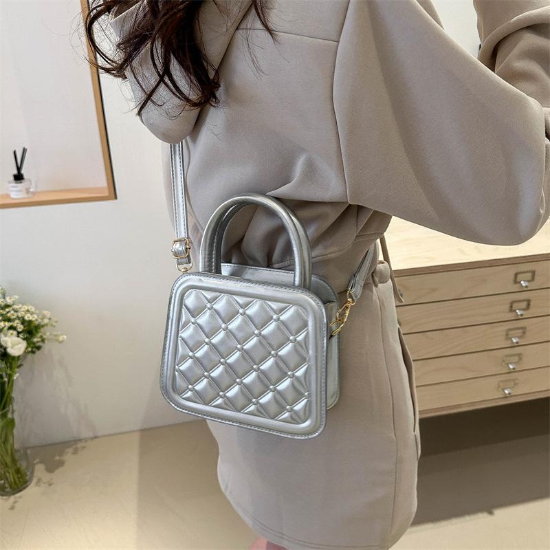 Women'S Bag Personalized Craftsmanship Portable Small Square Bag Texture Pu Pressure Shell Shoulder Bag Niche Versatile Messenger Bag