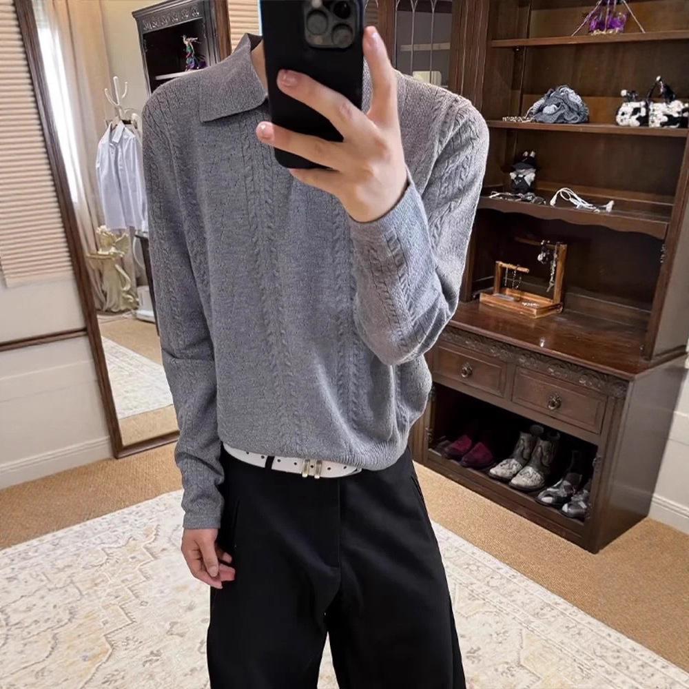 

Men’s 2025 Autumn/Winter V-Neck Polo Sweater: American Retro, Casual Style Knitwear in Solid Colors L сірий колір