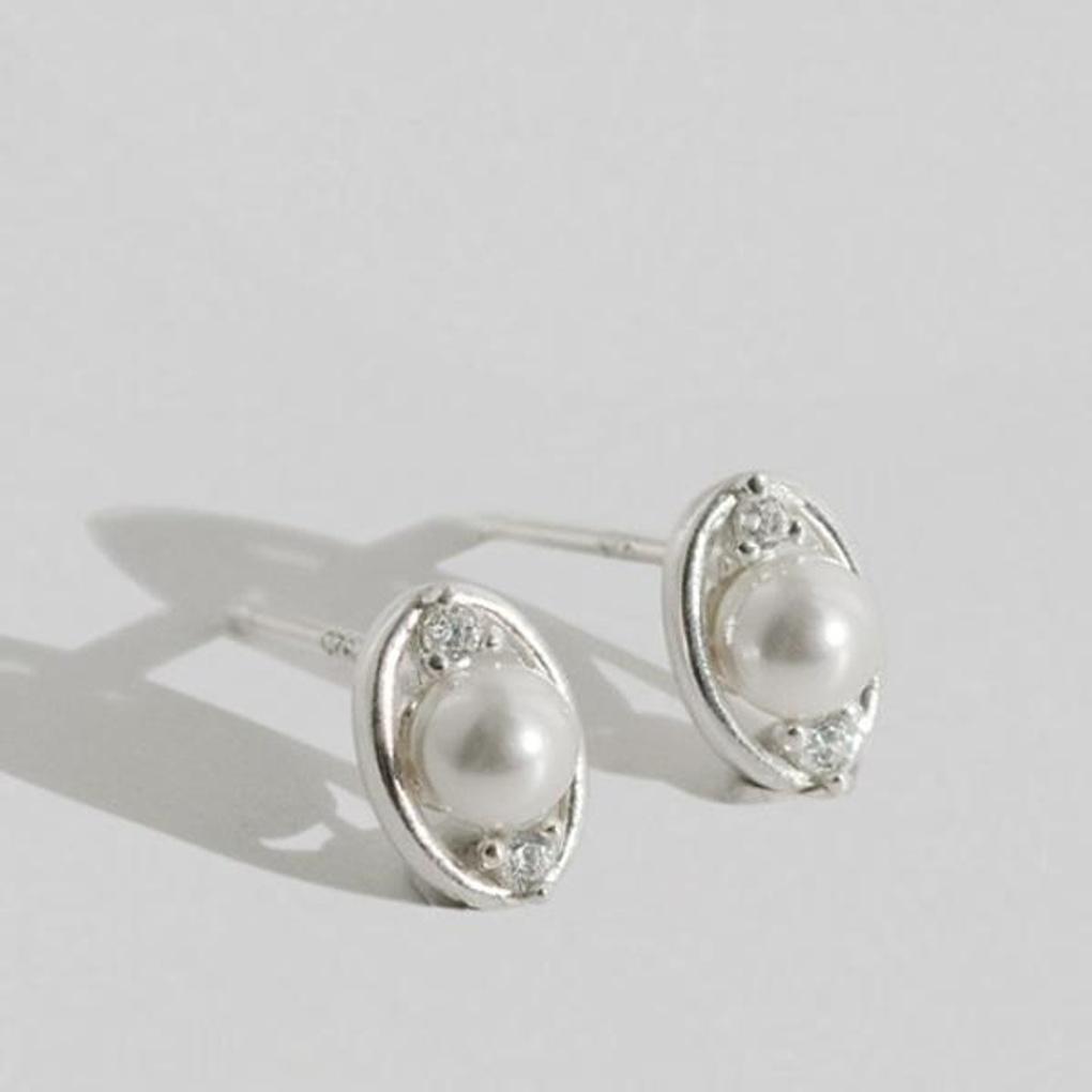 Women's Daily Eunice Accessory Swallow Pearl Earrings