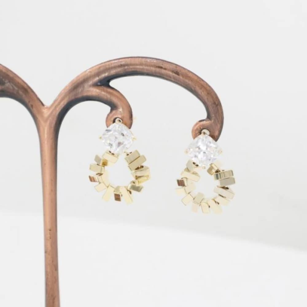 Women's Silver Stone Crystal Gold Round Earrings (14664864)