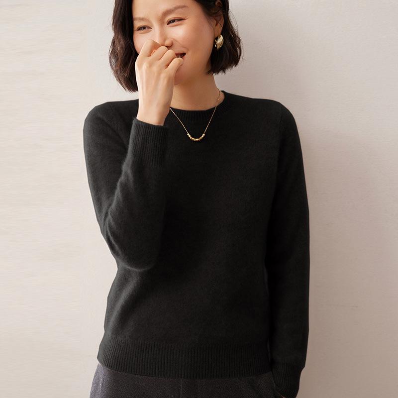 Women's Solid Color Cashmere Knit Sweater: Round Neck, Long Sleeve, Double-Ply Base Layer for Autumn & Winter.