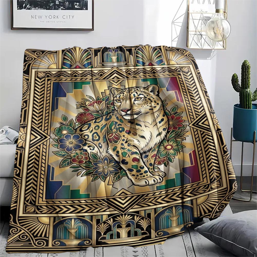 Snow Leopard Animal Print Flannel Blanket, High quality Comfortable for All Seasons, Home Decor, Warmth and Comfort, Perfect for Christmas Gifts110