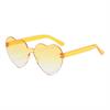 Liebe Herz Form Sonnenbrille Frauen Randlose Rahmen Tönung Klare Linse Bunte Sonnenbrille Weibliche Rot Rosa Gelb Shades Reisen