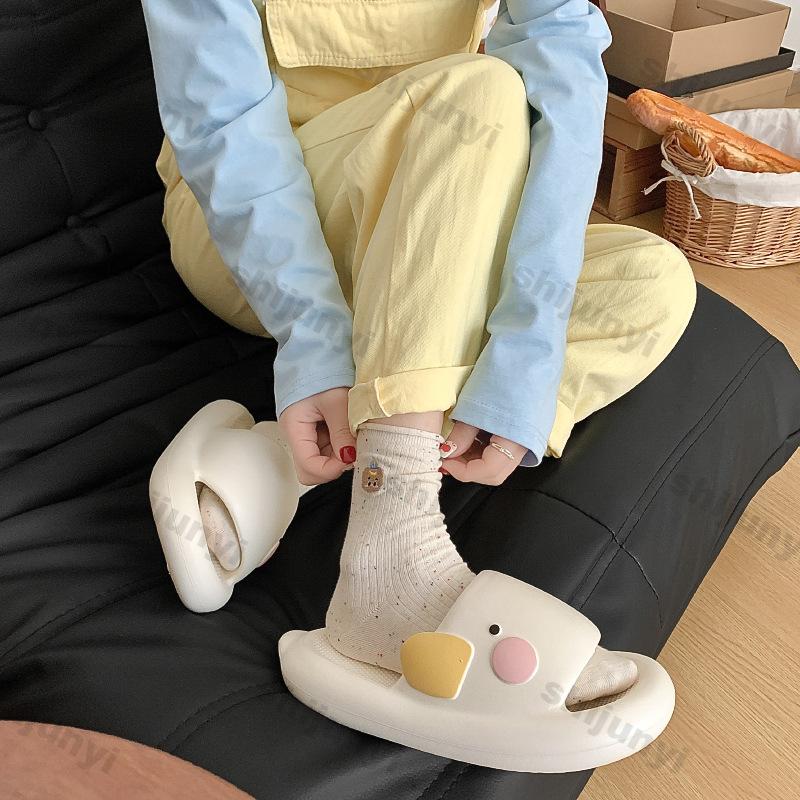 Fashion Women Indoor Bathroom Slippers 2025 Summer New Cute Cartoon Duck Soft EVA Anti-slip Couples Outdoor Home Shower Beach Slides