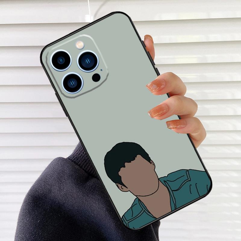 

Movie series The Maze Runner Phone Case For iPhone 16 15 14 13 11 12 17 Pro Max mini 15 16 Plus 16e 17 Air Cover Fundas iPhone 17