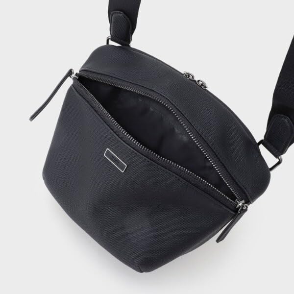 [Takeo Kikuchi] Body Bag Black (019) 00