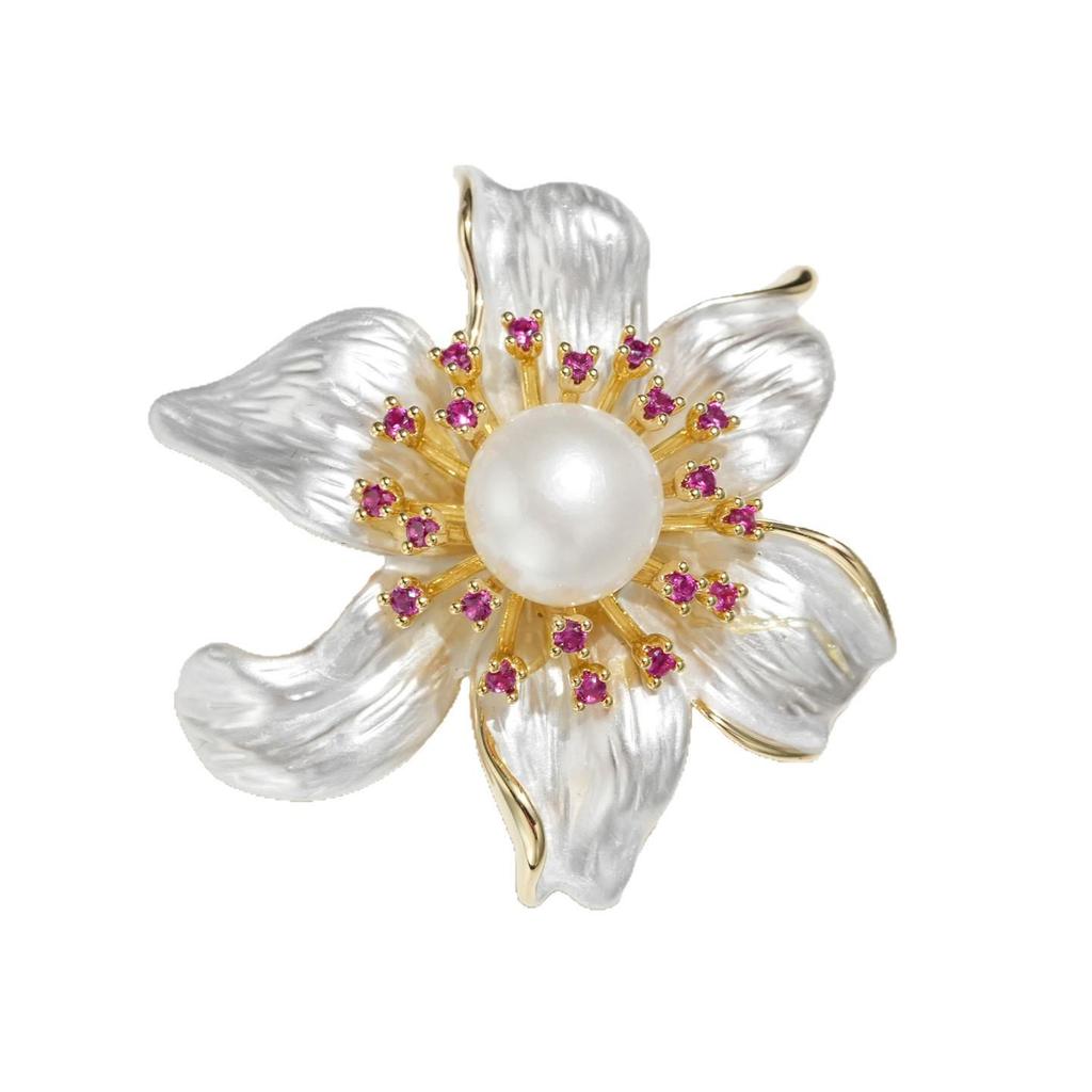 Bo Xin Yun Stylish Freshwater Pearl White Flower Brooch - Elegant Women's Luxurious Floral Pin Accessory