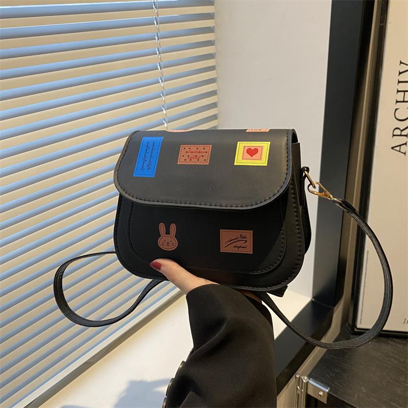 

Трендовые контрастные цвета, нишевый дизайн, сумка-седло, летняя популярная универсальная повседневная наплечная сумка-мессенджер, женская сумка чёрный