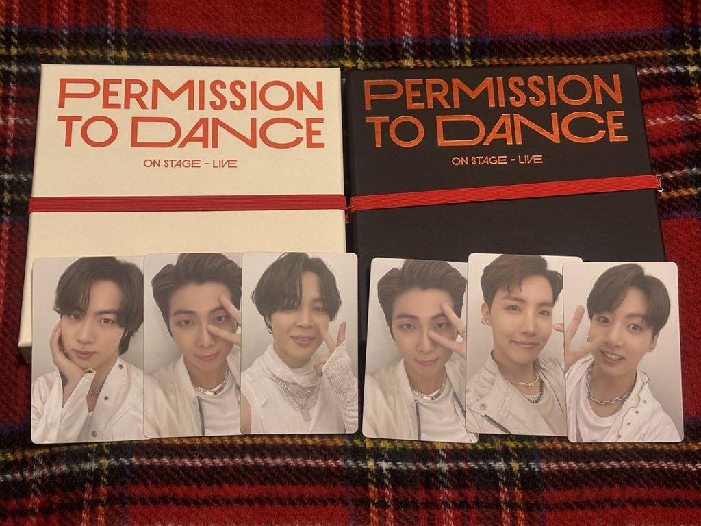 [USED] BTS "PERMISSION TO DANCE ON STAGE" with Bonus