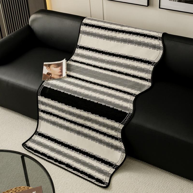 New Special-Shaped Sofa Cushion, Universal In All Seasons, Irregular Sofa Cover, High-Grade Leather Sofa Special Seat Cushion