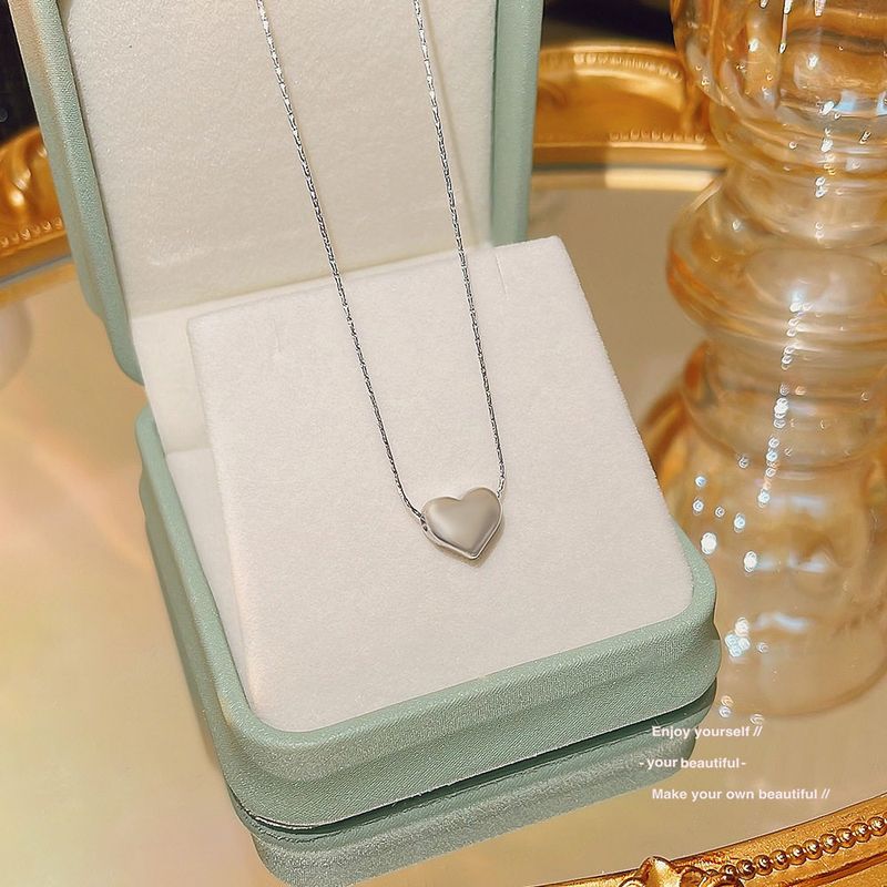 

Fashion Ins Gold Heart Stainless Steel Necklace Does Not Fade Accessible Luxury Special-Interest Design Fancy Elegant Sweater Chain X621 Silver Color Retention Titanium Steel