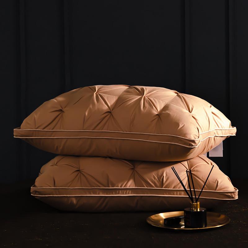 Oreiller en duvet tout coton Oreiller à fleur torsadée Noyau d'oreiller Hôtel Tridimensionnel Maison Oreiller B&B Cinq étoiles Velours d'oie blanche Low Pillow One Pack/48 * 74cm
