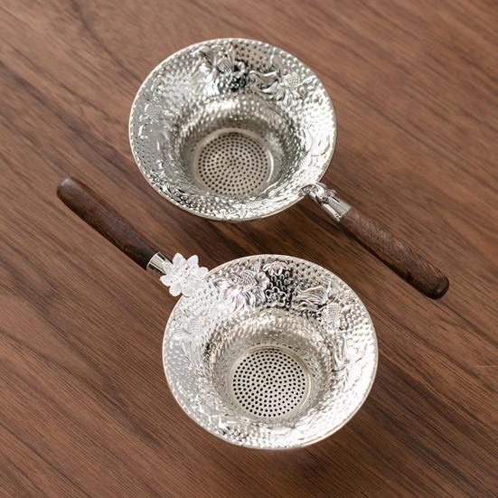Tea Infuser Fine Mesh Filter for Loose Leaf Tea Elegant Fish Design Reusable Tea Strainer for Cup And Teapot