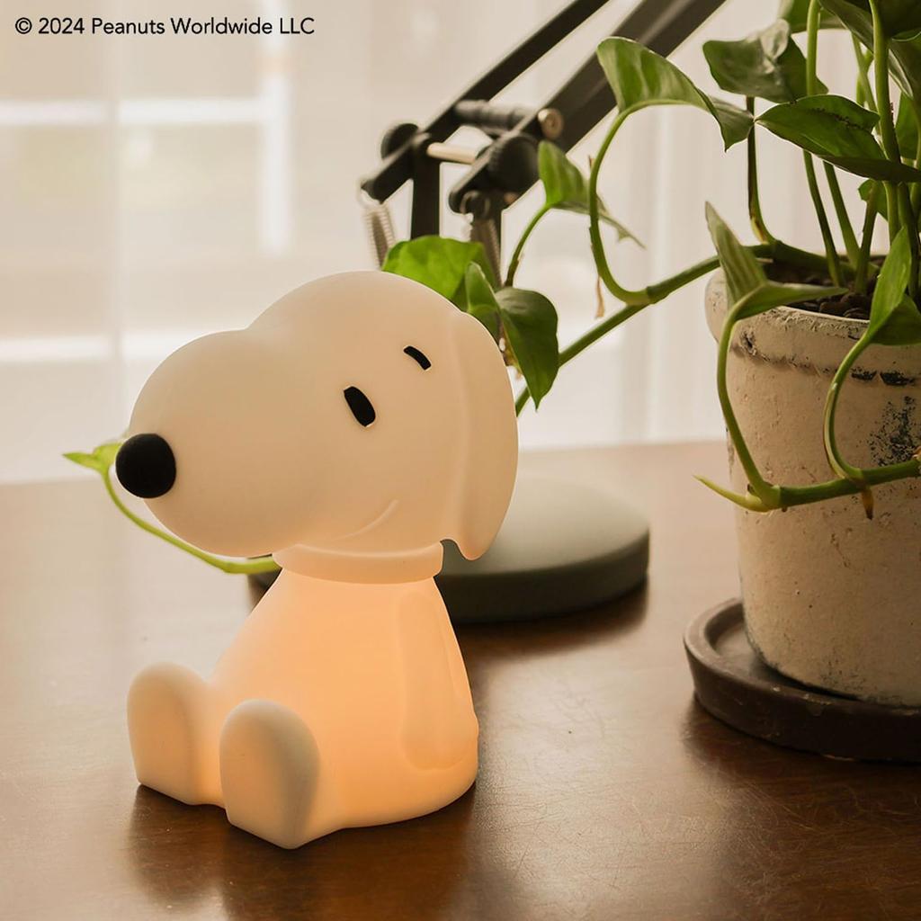 Maria Bundle of Light eine niedliche LED-Tischleuchte mit Snoopy als Stilllicht und Wickelleuchte Ein tolles Geburtstags-Herr. Snoopy, leicht. Geschenk.