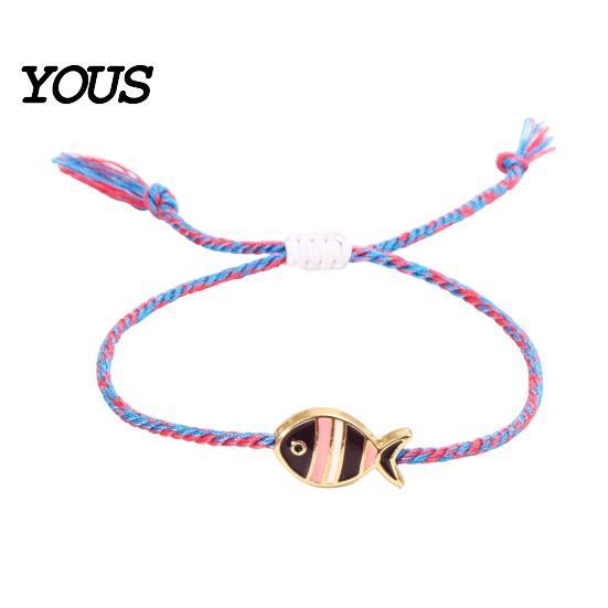 Beach Trip Photo Prop Jewelry Colorful Small Fish Handmade Braided Bracelet, Boho Cute Woven Cotton Rope String Adjustable Summer Wristband for Women