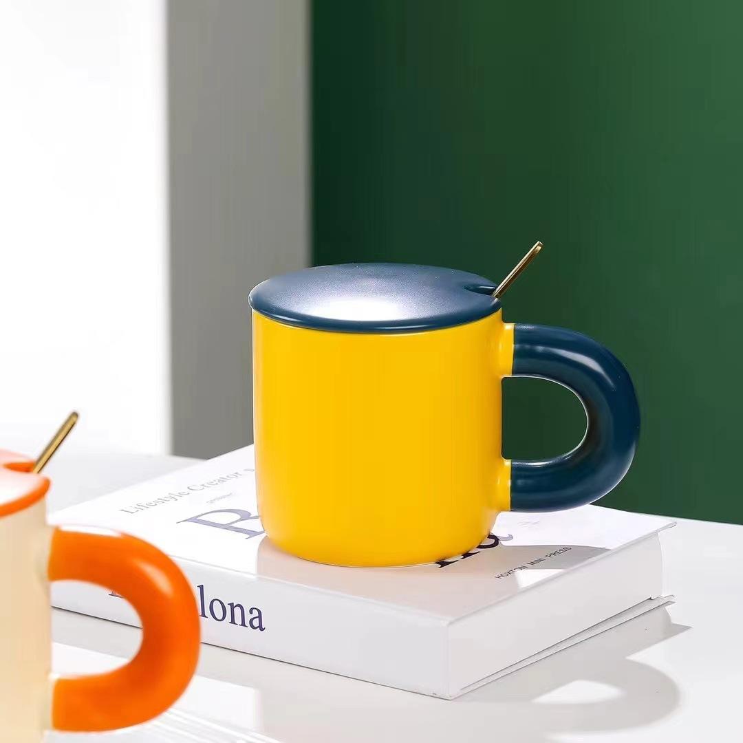 

High Value Ceramic Water Cup Household Mug with Lid Cup Office Cute Birthday Gift Souvenir Cup 450ml