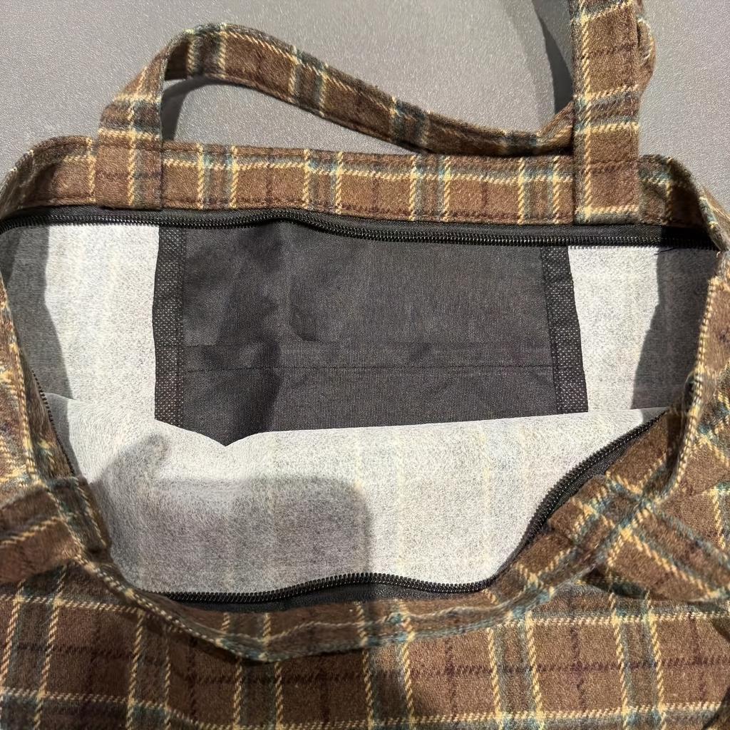 Autumn and winter checkered tote bag, ins laid-back single-shoulder bag, large-capacity handbag, for daily commuting