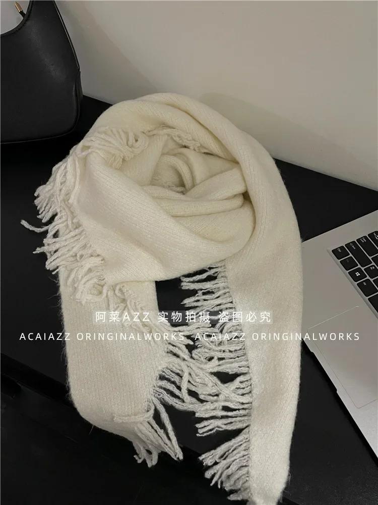 Autumn and Winter New Fashionable Versatile Wool Shawl High-end Knitted Scarf Women's Winter Warm Scarf Triangle Scarf