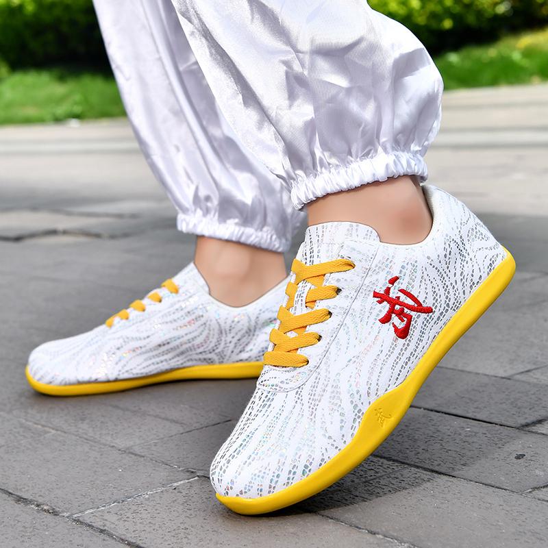 New Taekwondo Sports Shoes for Men and Women Professional Martial Arts Tai Chi Kung Fu Shoes Taekwondo Karate Training Shoes