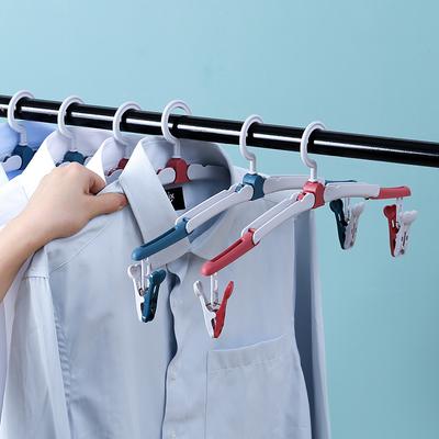 Προϊόντα για πλύσιμο ρούχων – Κρεμάστρες ρούχων