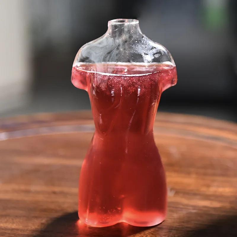 Kreatives schönes Frau Bierglas Frauenkörperkunst Glas Blasenbecher Cocktailglas Bar Persönlichkeit Weinglas