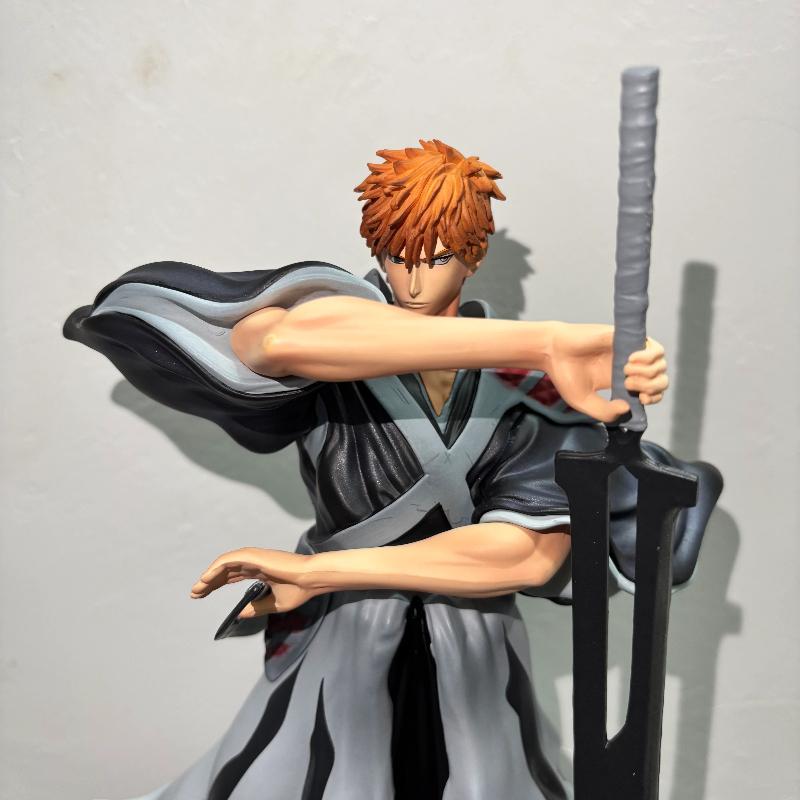 Bleach Blutkrieg Ichigo Kurosaki Doppelschwerter GK Figur Schreibtischdekoration Statue Anime Sammlerstück Trendiges Spielzeug Geschenk Für Anime-Fans
