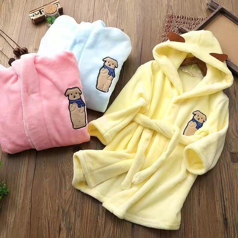 Children's Thickened Flannel Robe - Coral Fleece Pajamas for Boys & Girls, All-Season Bathrobe for Autumn & Winter