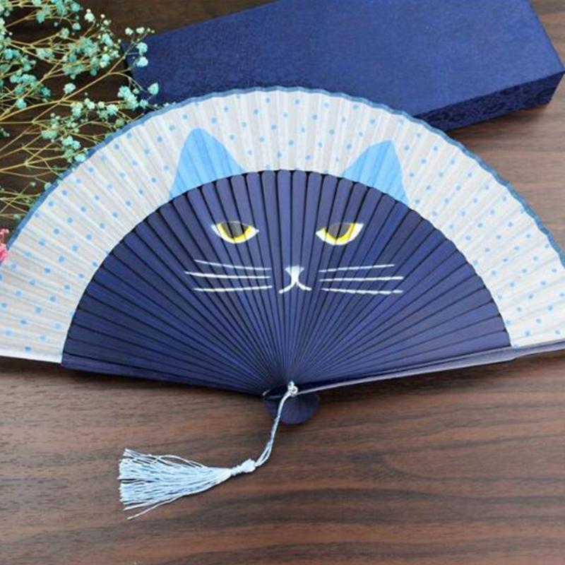 Cartoon Cat Hand Fan Chinese Japanese Folding Fan Silk Handheld Fan for Wedding Dancing Party Church Gifts Decoration