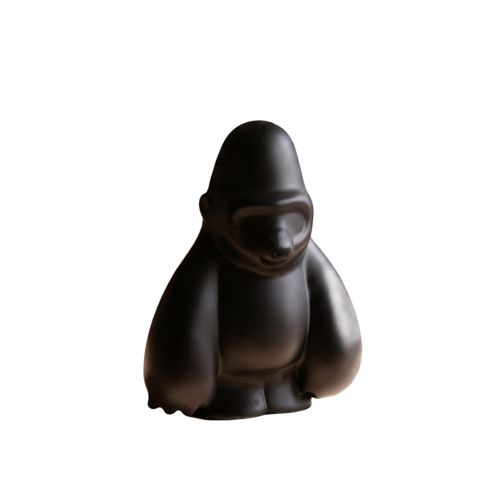 

Creative Desktop Art Gorilla Sculpture Modern Home Decoration Unique Tabletop Ornament for Living Room Office and Study Display one size чёрный