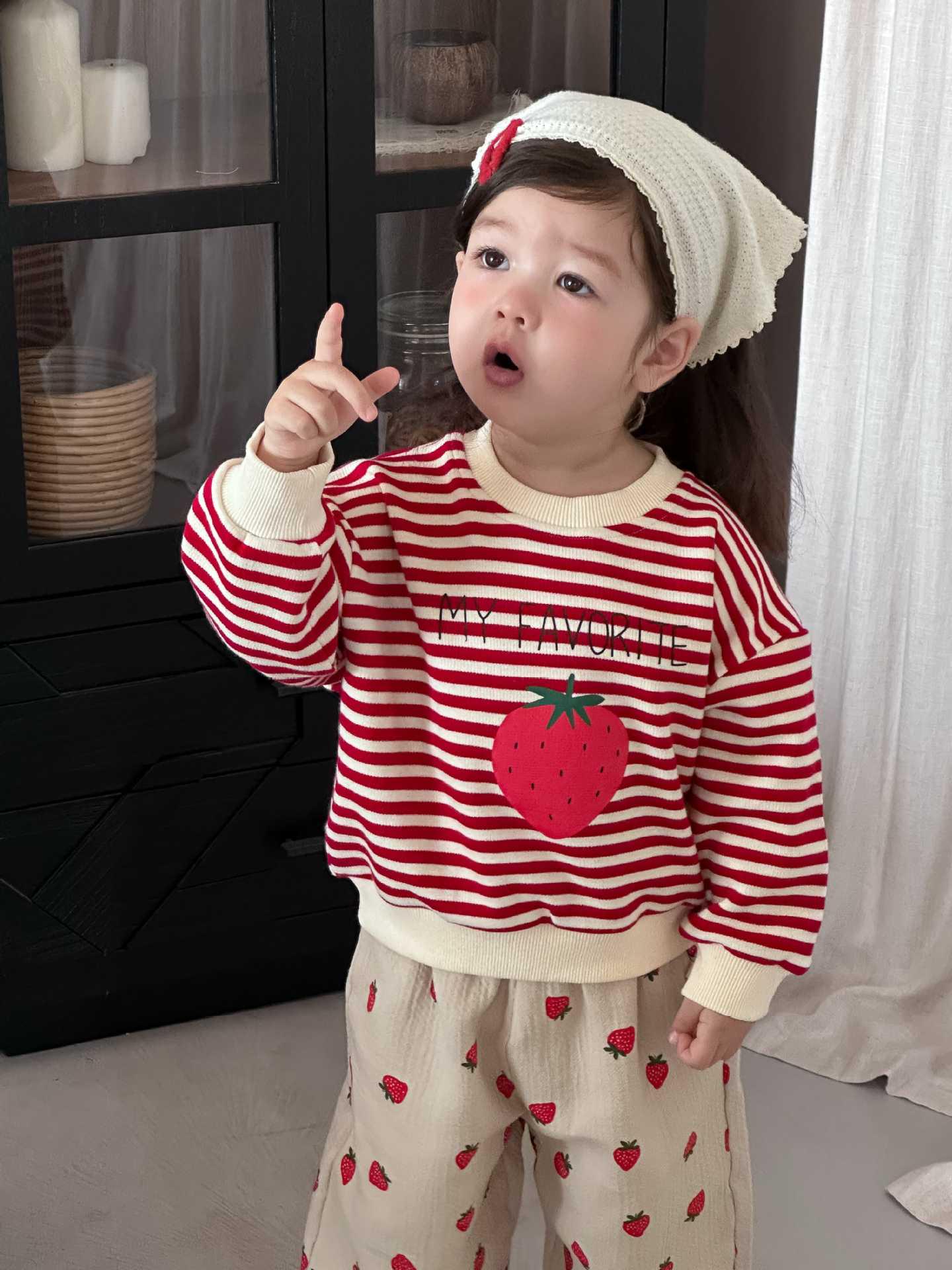 

Korean-Style Striped Sweatshirt Set for Infant and Toddler Girls - 2025 Autumn Collection 73 cm