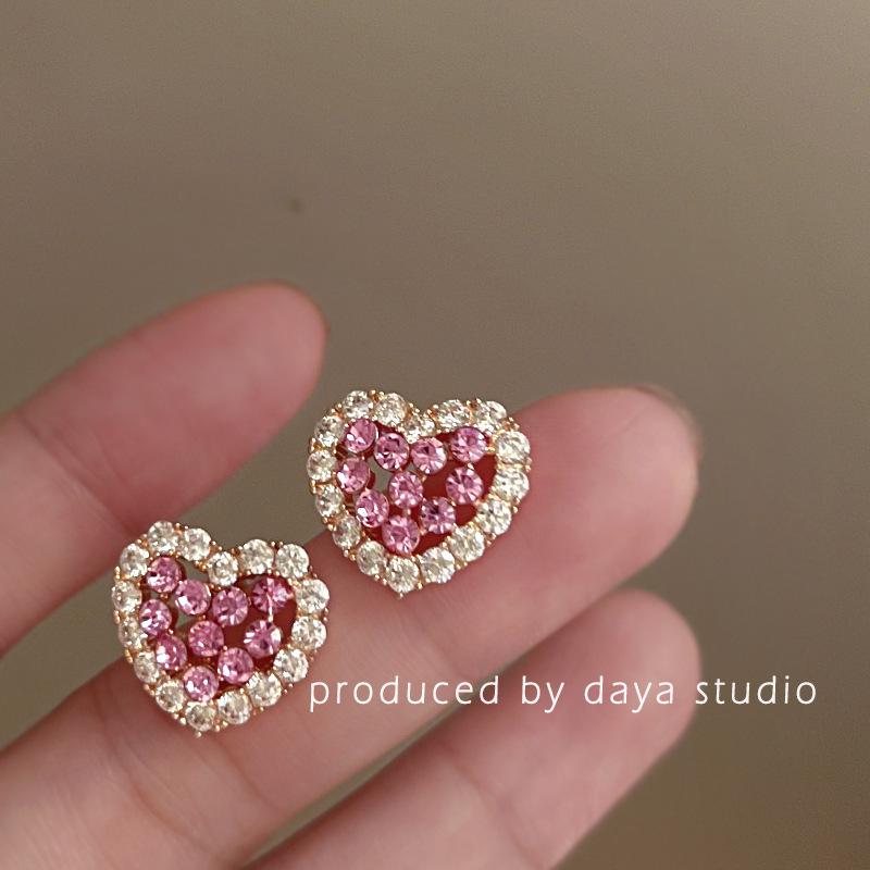 French Retro Zircon Pearl Stud Earrings - Elegant, Versatile Light Luxury Design for Women