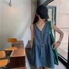 Robe Robe d'été fine en jean sans manches à bretelles pour femme Poches boutonnées sur le devant Robes en jean Femme Style coréen Robe mini ample coupe A