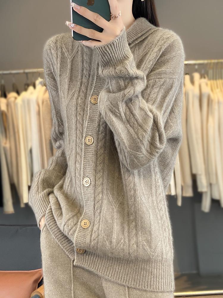 Women's Premium Wool Cardigan: Cozy Loose-Fit with Twisted Collar for Autumn and Winter