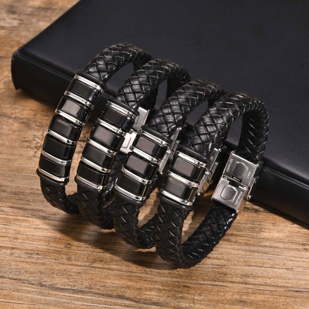Vnox Free Personalized Family Names Stainless Steel Beads Bracelets Gift for Dad Grandpa, Mens Leather Wristband,Christmas Gift