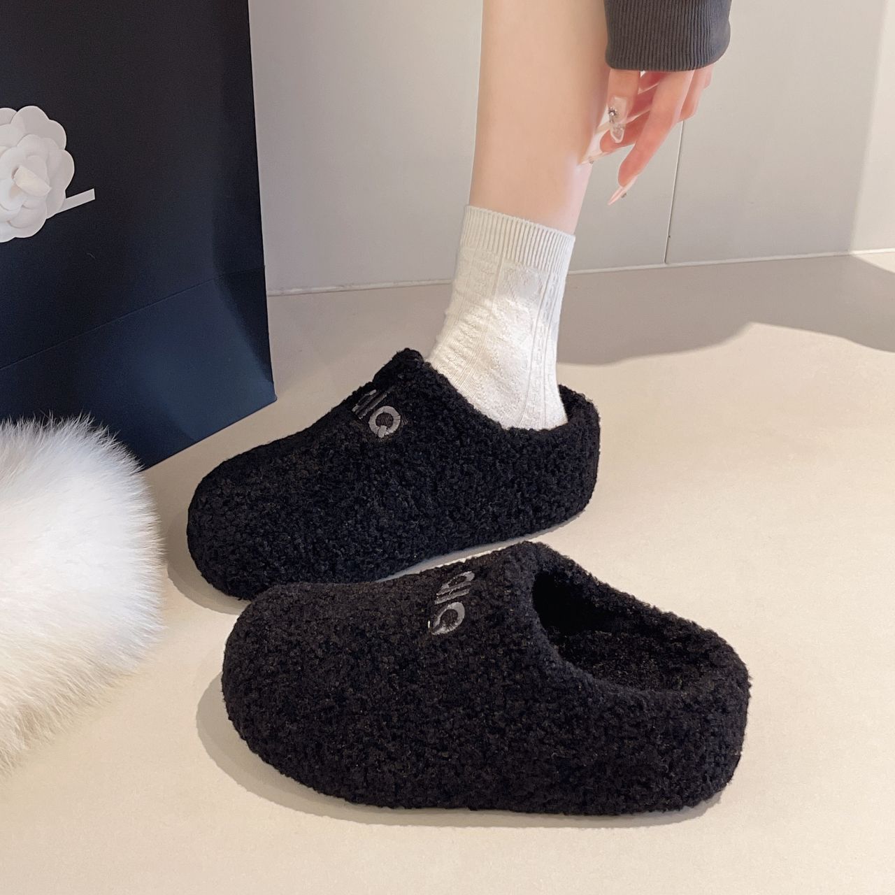 Баотоу мягкие пушистые тапочки дизайн хлопковые тапочки зимой ноги не устают 35