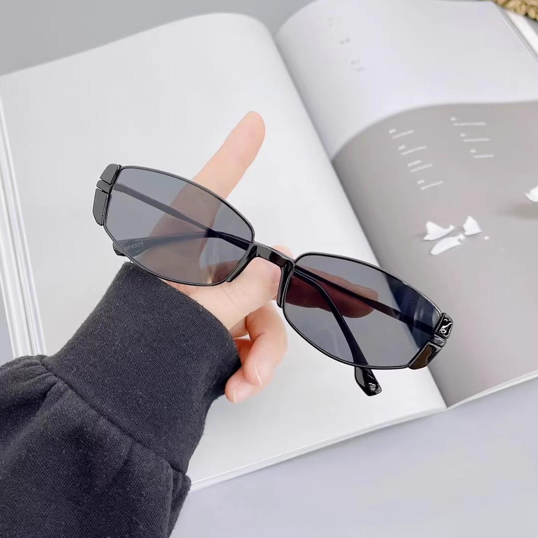 Women s Modern Retro Cat Eye Sunglasses - Slimming Round Face, High-End Style Standard Lens