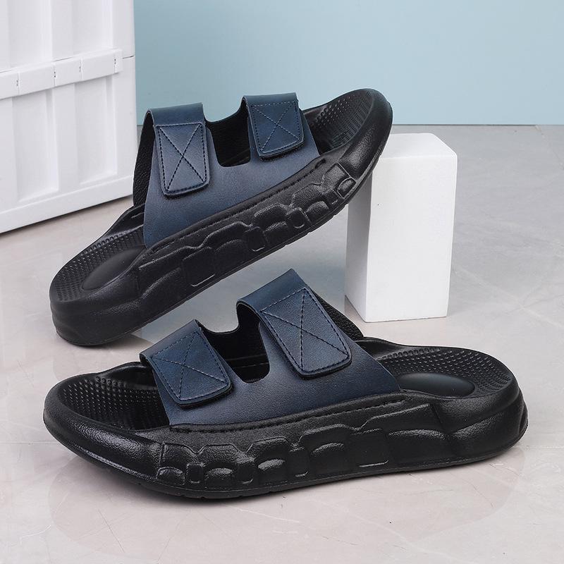 Hochwertige Herren-Strandsandalen mit Luftpolstersohle, Hohlmuster und "Auf Wolken gehen"-Komfort.