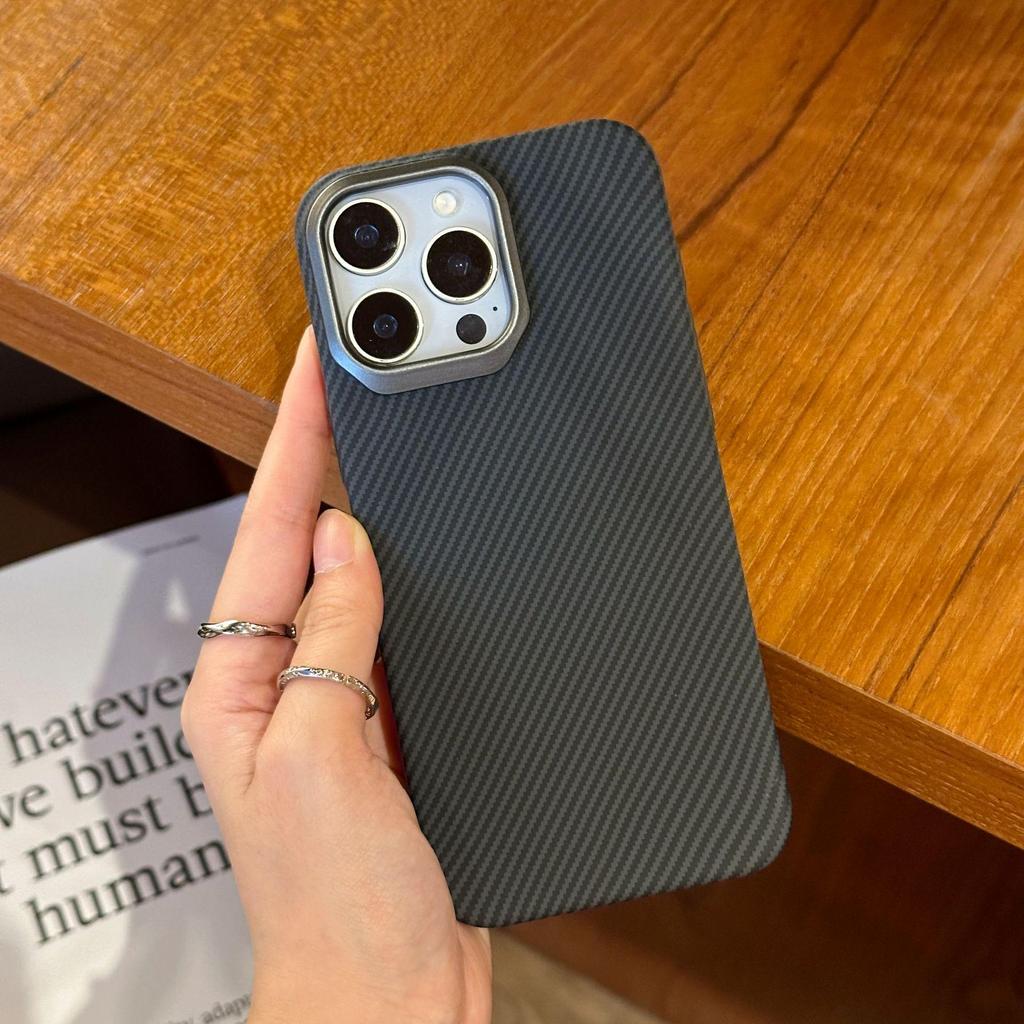 Carbon Fiber Retro Full Coverage Phone Case for Apple 17 Pro Max, 16 Pro Max, 15 Pro Max with Magnetic Kevlar Protection.