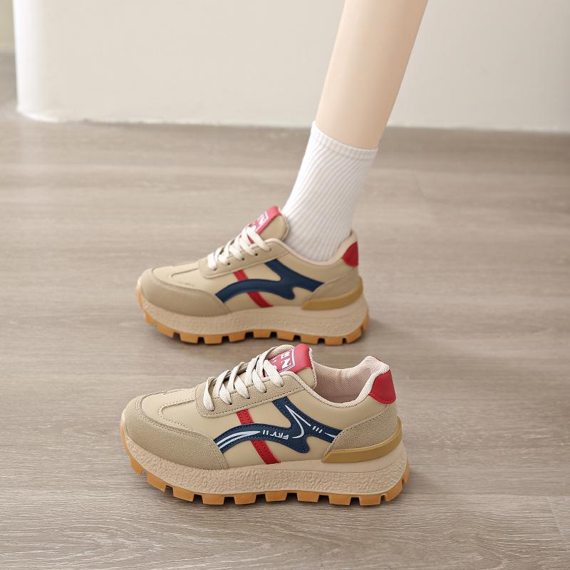 Dames nye plattformsko for vår og høst er pustende og allsidige, lette og avslappede damesko er trendy