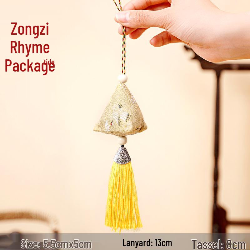 Dragon Boat Festival Sachet: Triangle Zongzi Mugwort Hanfu Pendant with Dried Flowers Portable Lucky Bag Gift.