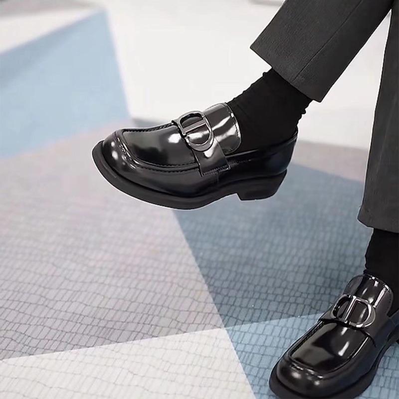 Spring And Autumn New Men'S Handmade Square Head Business Casual Leather Shoes British Dress Foot Cover Leather Breathable Big Head Leather Shoes