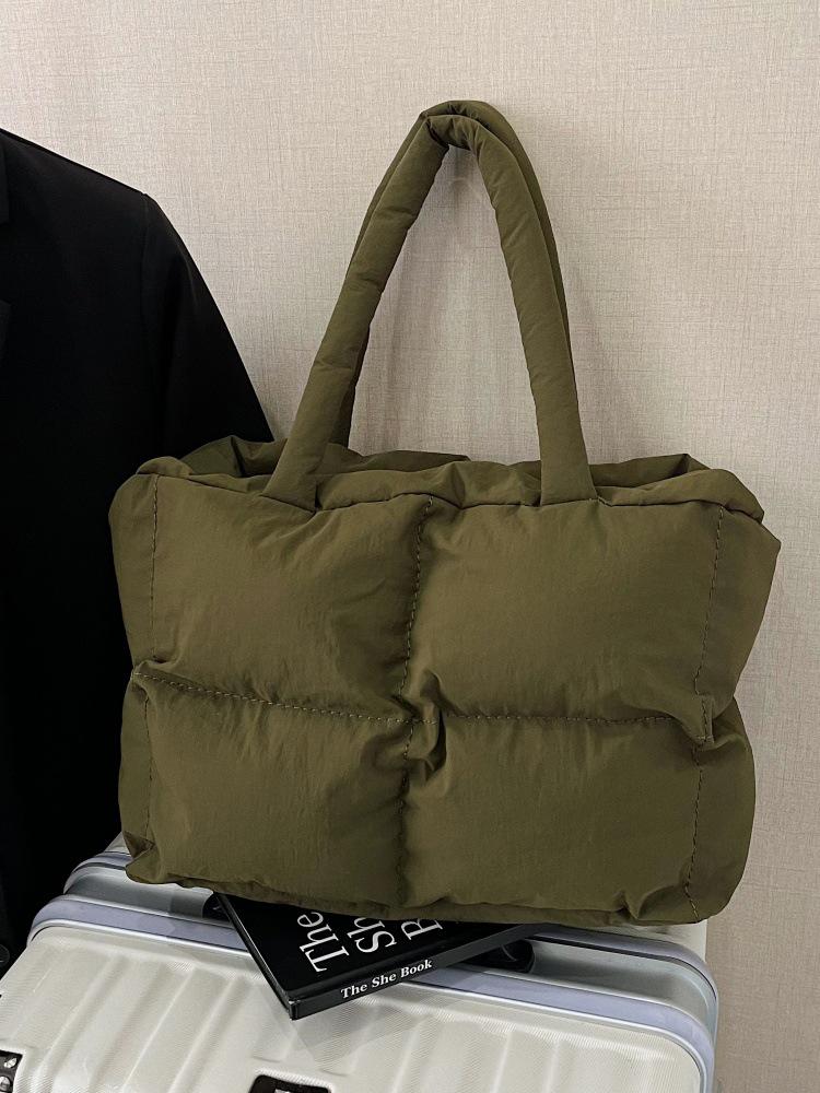 Nylon Padded Down Shoulder Bag 2023: Autumn/Winter Large Capacity Underarm Tote