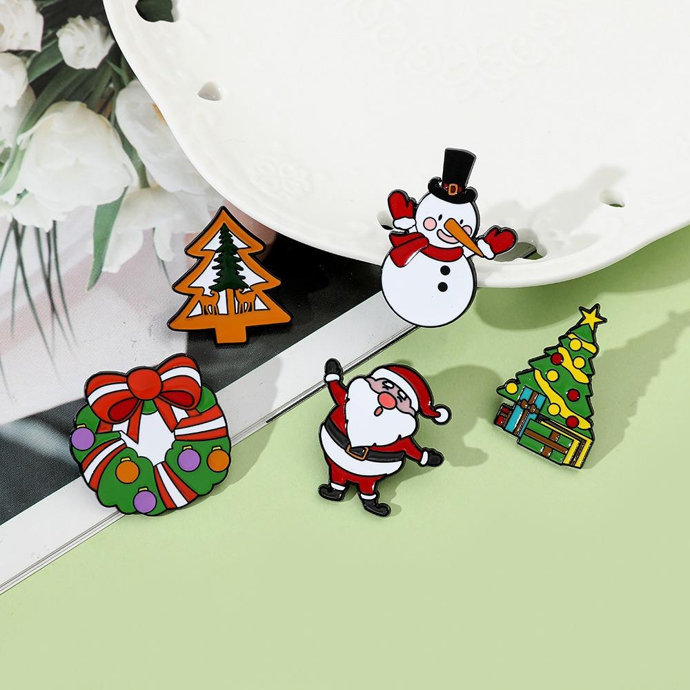 Christmas Christmas Brooch Fashionable Christmas Tree Pins Santa Claus Brooch  New Year Pins