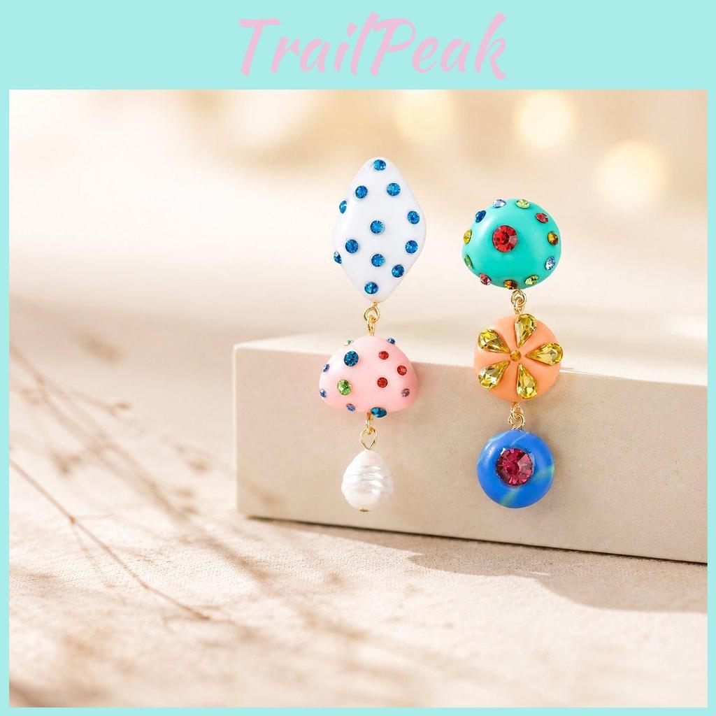 Baroque Style Asymmetric Earrings With Mixed Materials And Crystal Details For Ladies